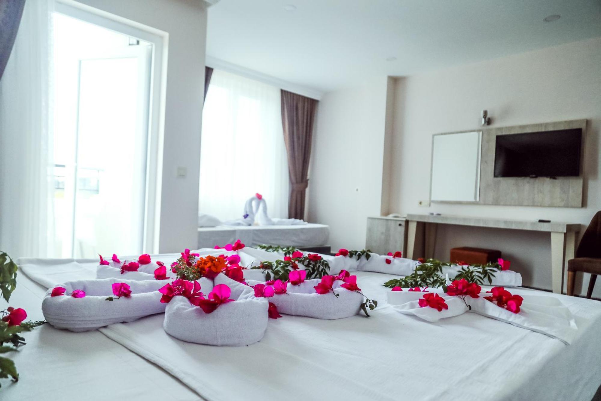 Dream Town Hotel&Restaurant Kemer Exterior photo